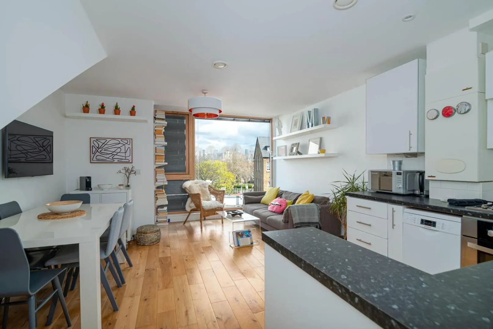Guestready - Stylish Stay With Skyline Views London Apartment